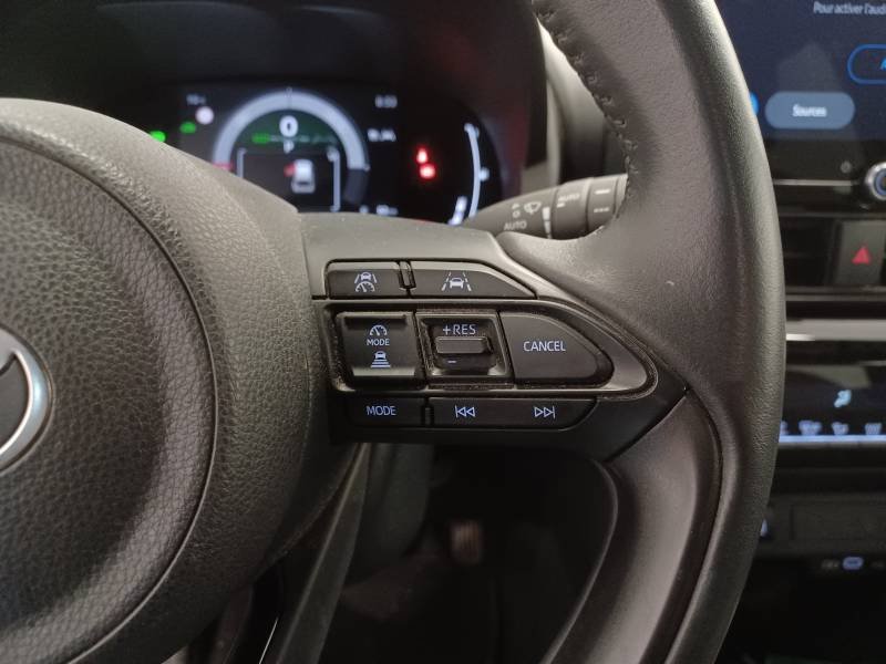 Toyota Yaris - Photo 17