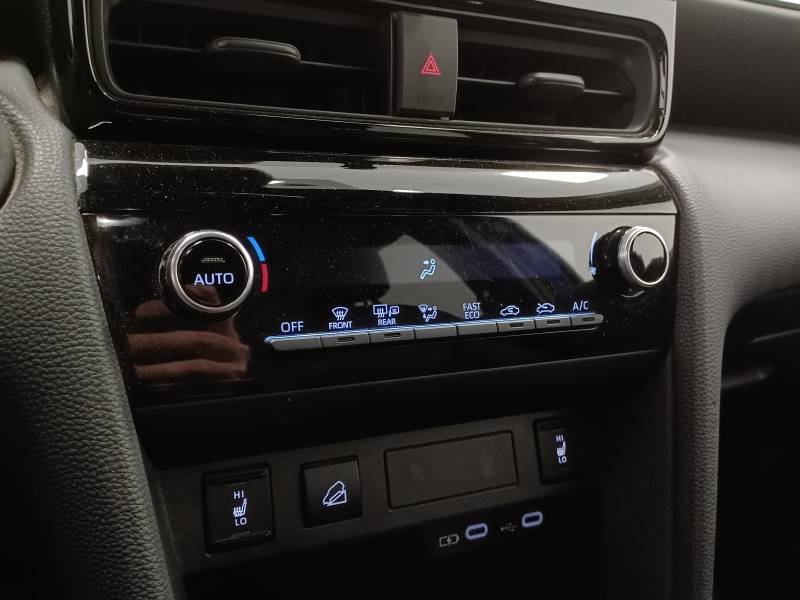Toyota Yaris - Photo 22