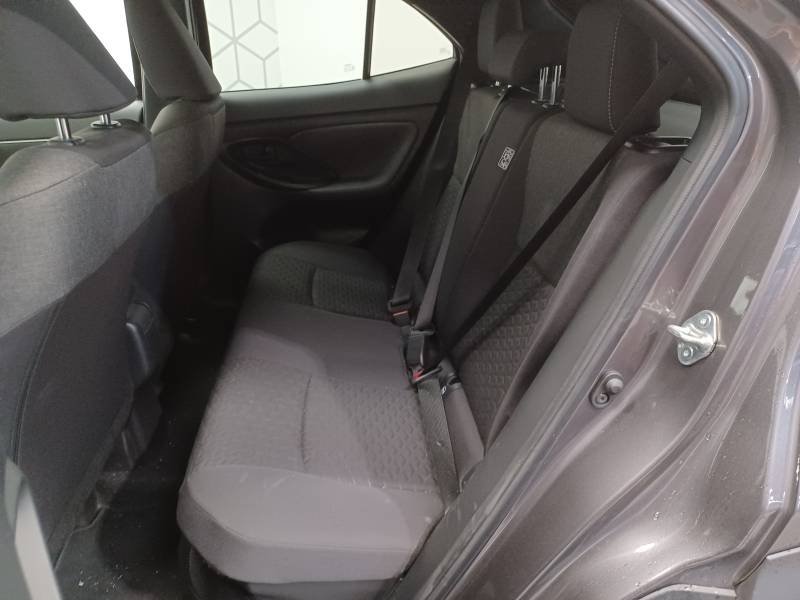 Toyota Yaris - Photo 13