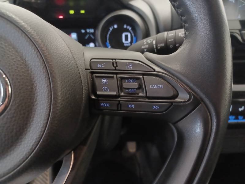 Toyota Yaris - Photo 18