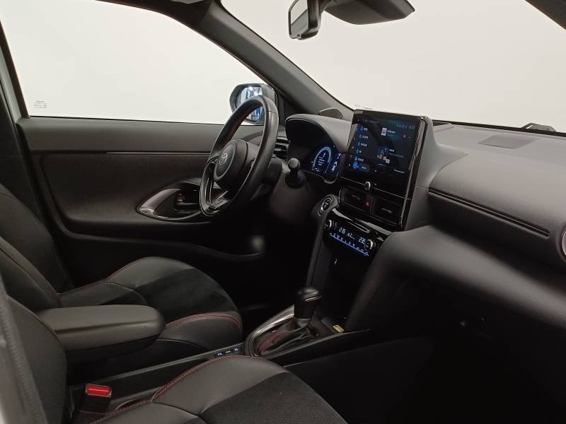 Toyota Yaris - Photo 12