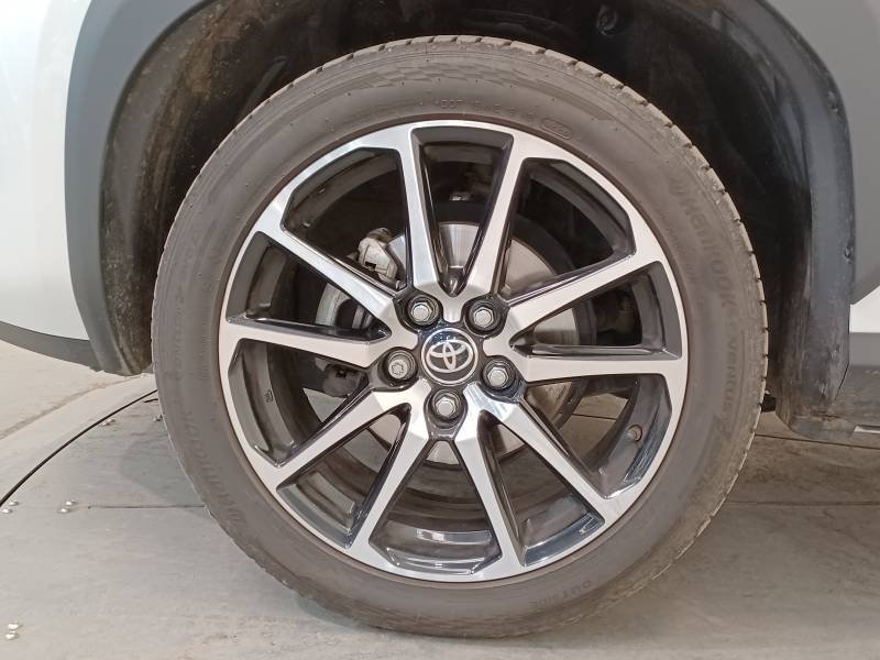Toyota Yaris - Photo 9