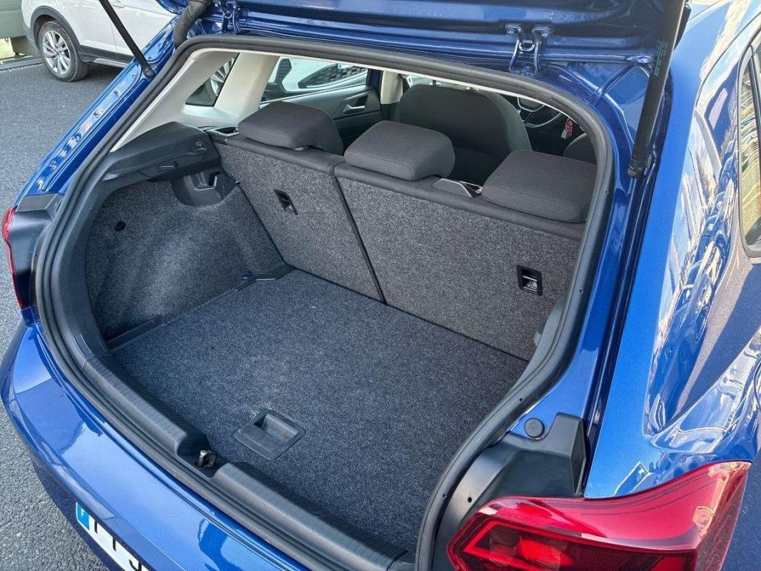 Volkswagen Polo - Photo 32