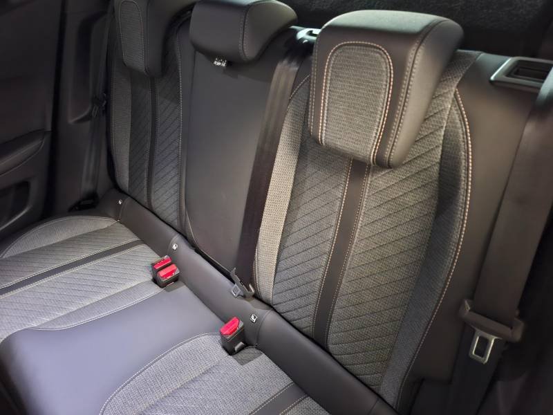 Peugeot 2008 - Photo 14