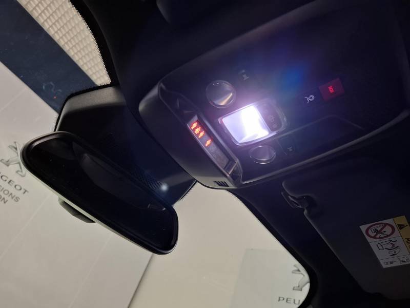 Peugeot 2008 - Photo 29