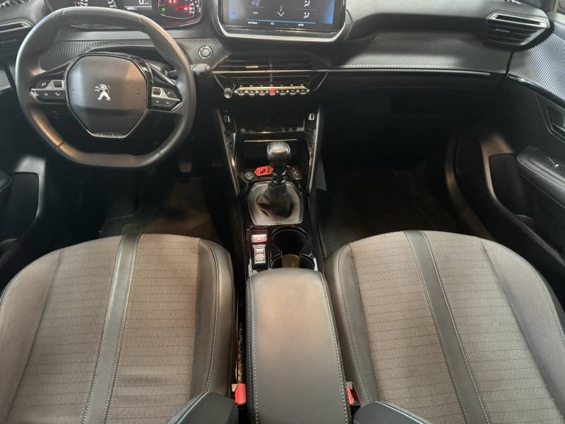 Peugeot 208 - Photo 13