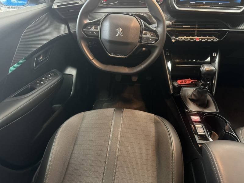 Peugeot 208 - Photo 15