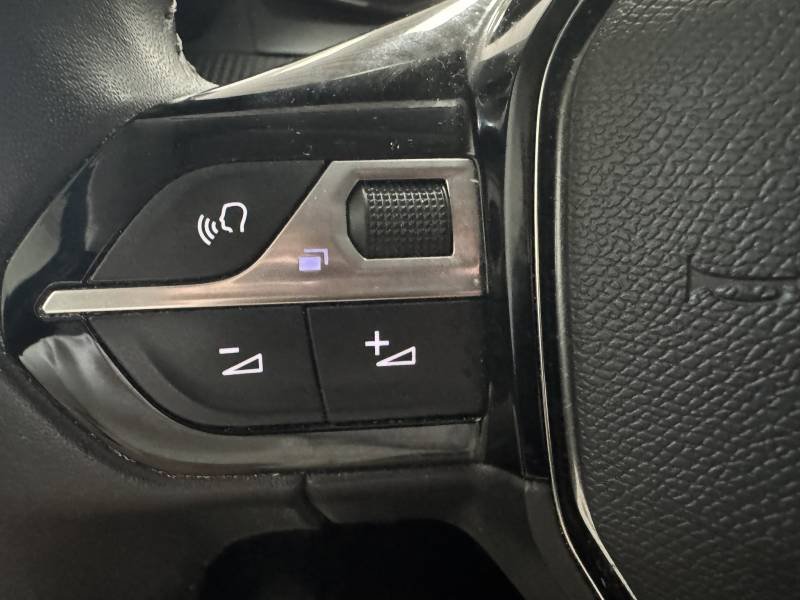 Peugeot 208 - Photo 19