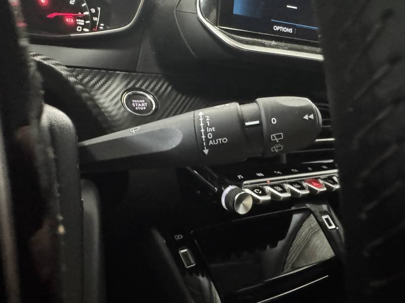 Peugeot 208 - Photo 21