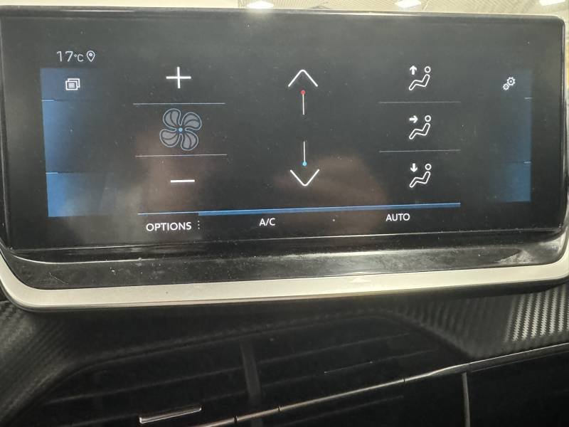 Peugeot 208 - Photo 27