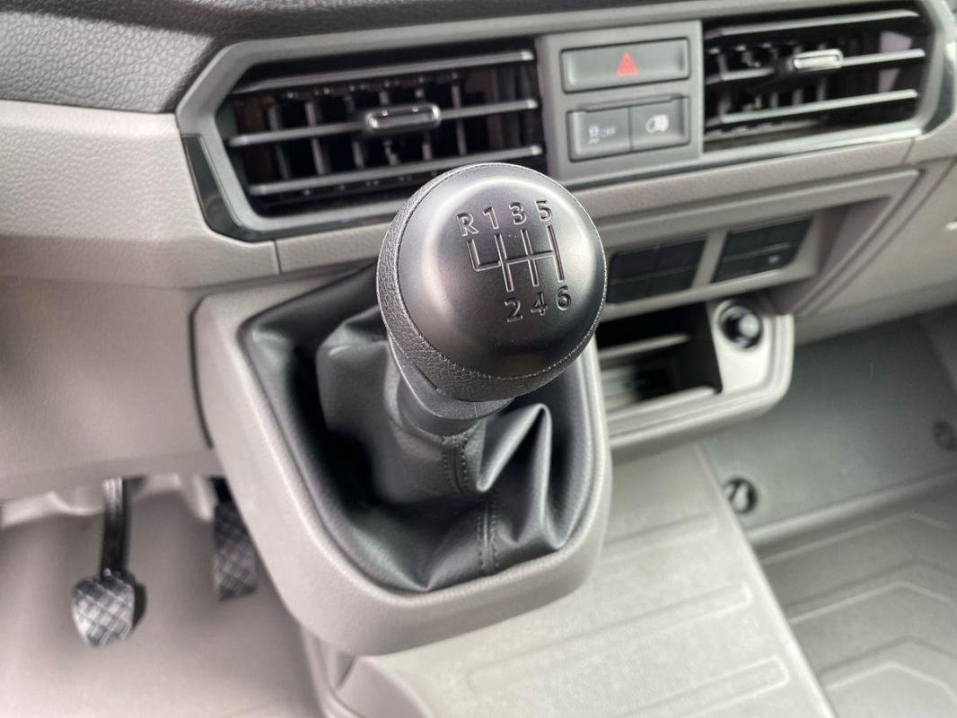 Volkswagen Crafter - Photo 11