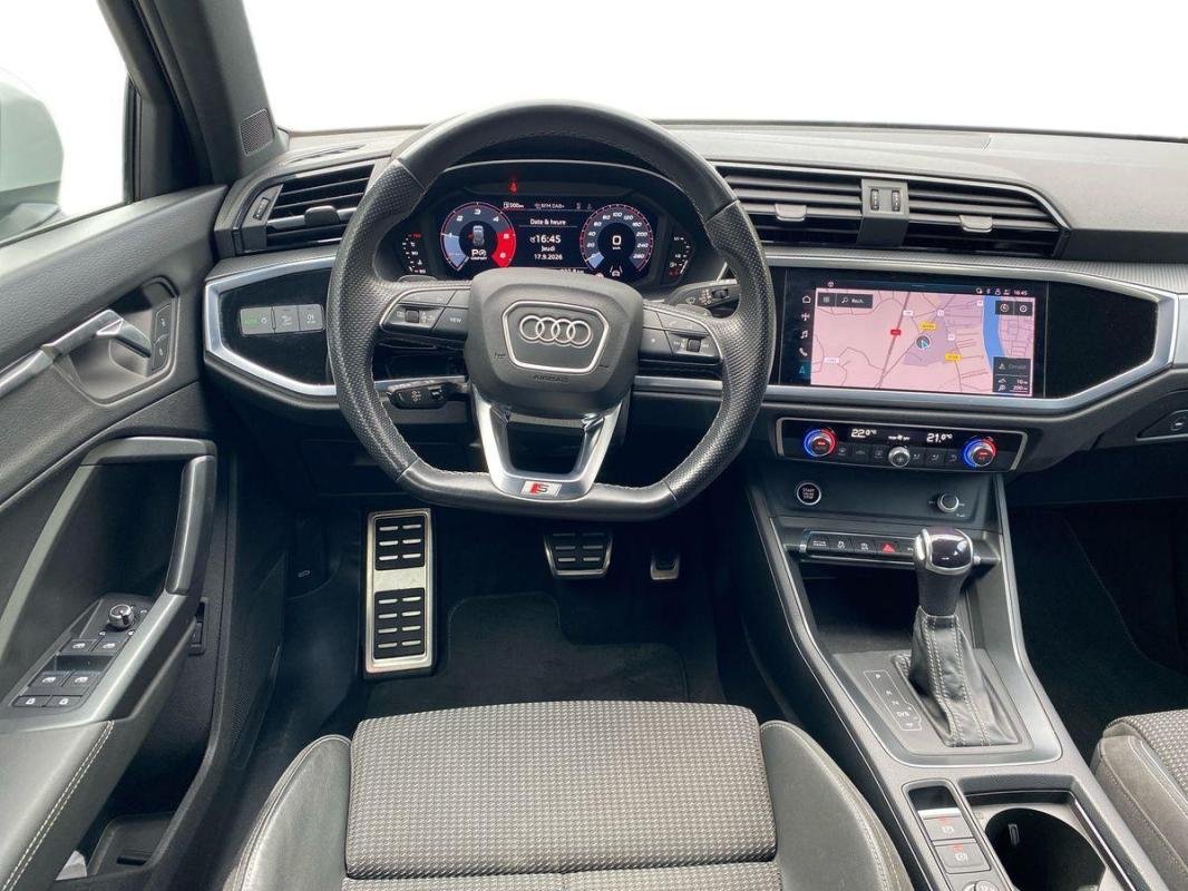 Audi Q3 - Photo 24