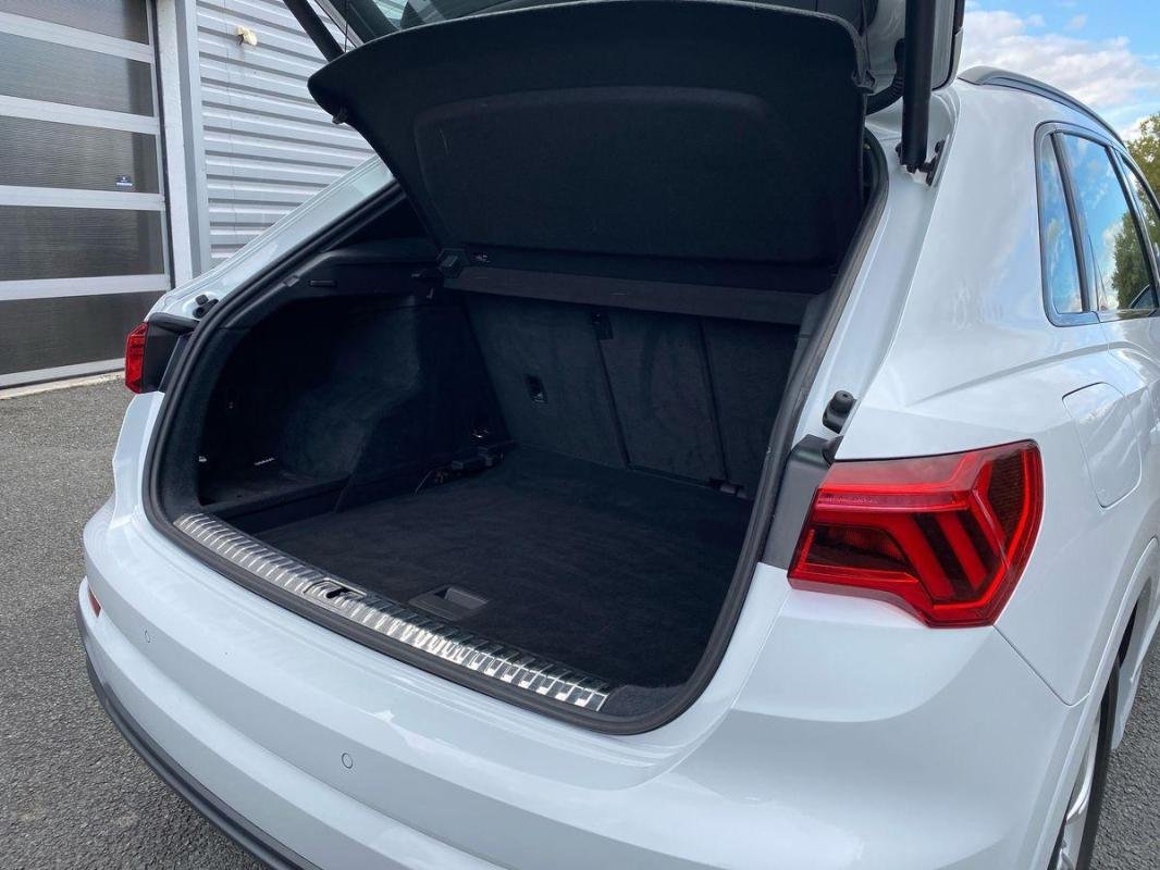 Audi Q3 - Photo 32