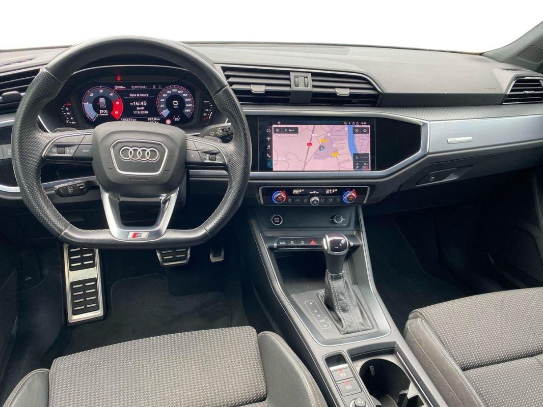 Audi Q3 - Photo 8