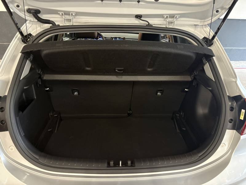 Kia Rio - Photo 31