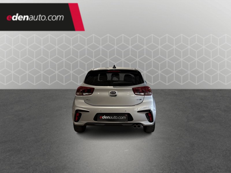 Kia Rio - Photo 4