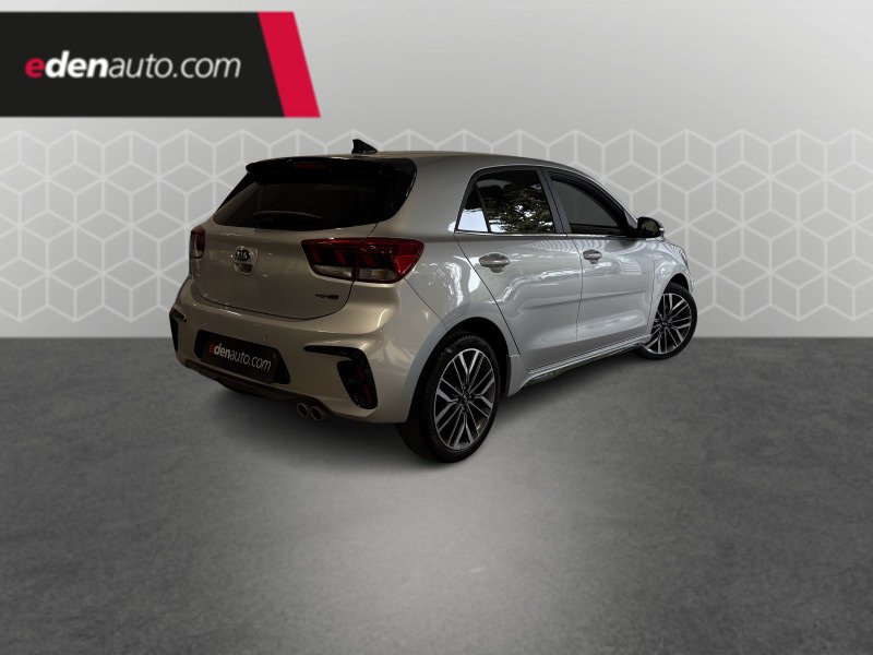 Kia Rio - Photo 5