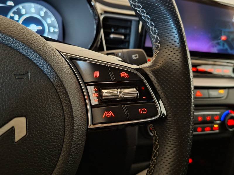 Kia CEED - Photo 29
