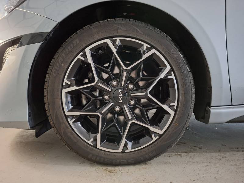 Kia CEED - Photo 8