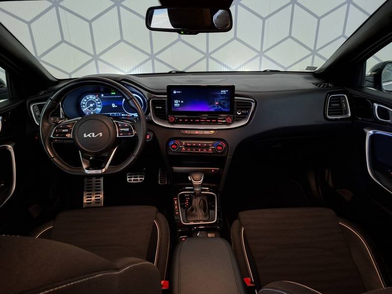 Kia CEED - Photo 9