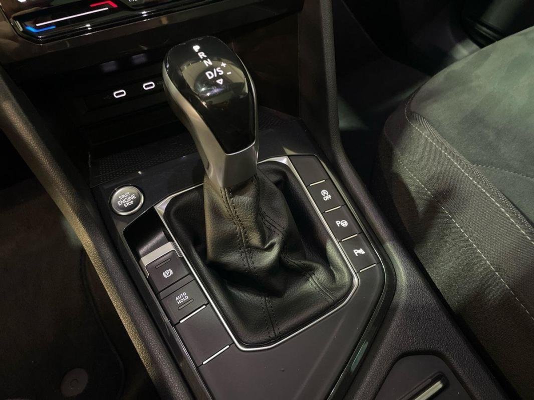 Volkswagen Tiguan - Photo 11