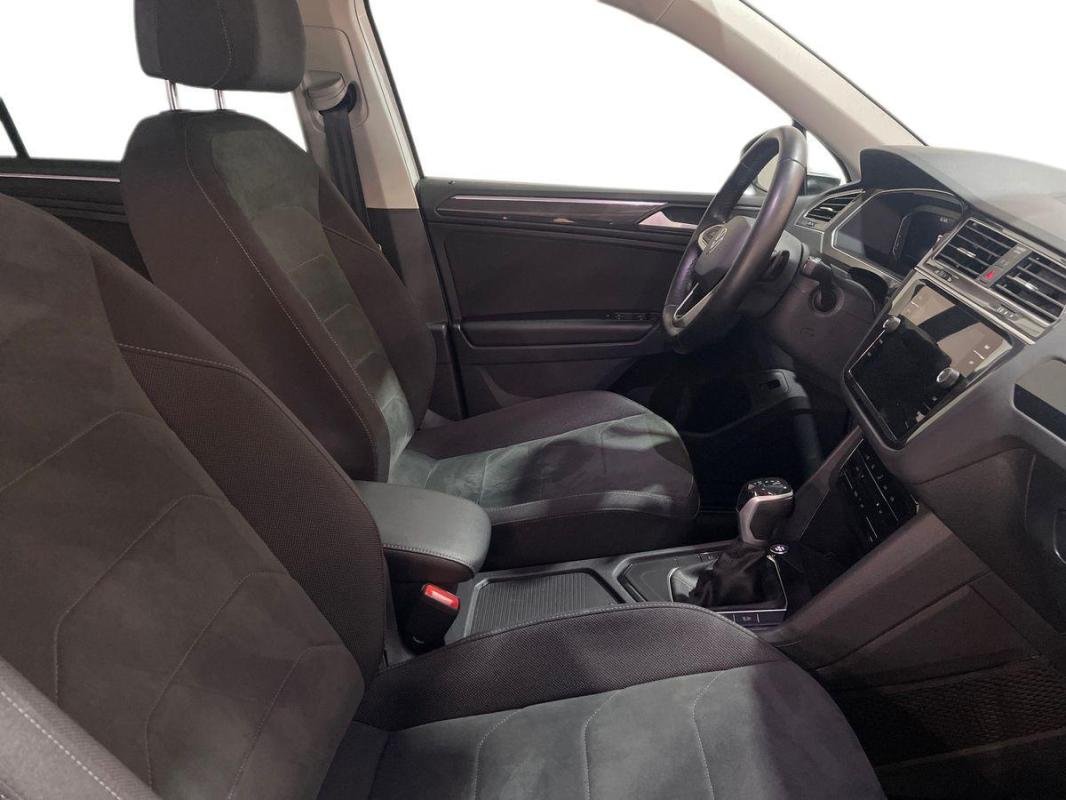 Volkswagen Tiguan - Photo 13