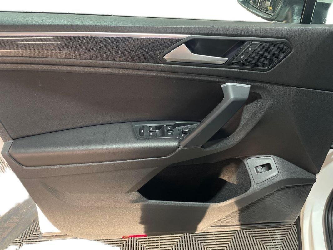 Volkswagen Tiguan - Photo 15
