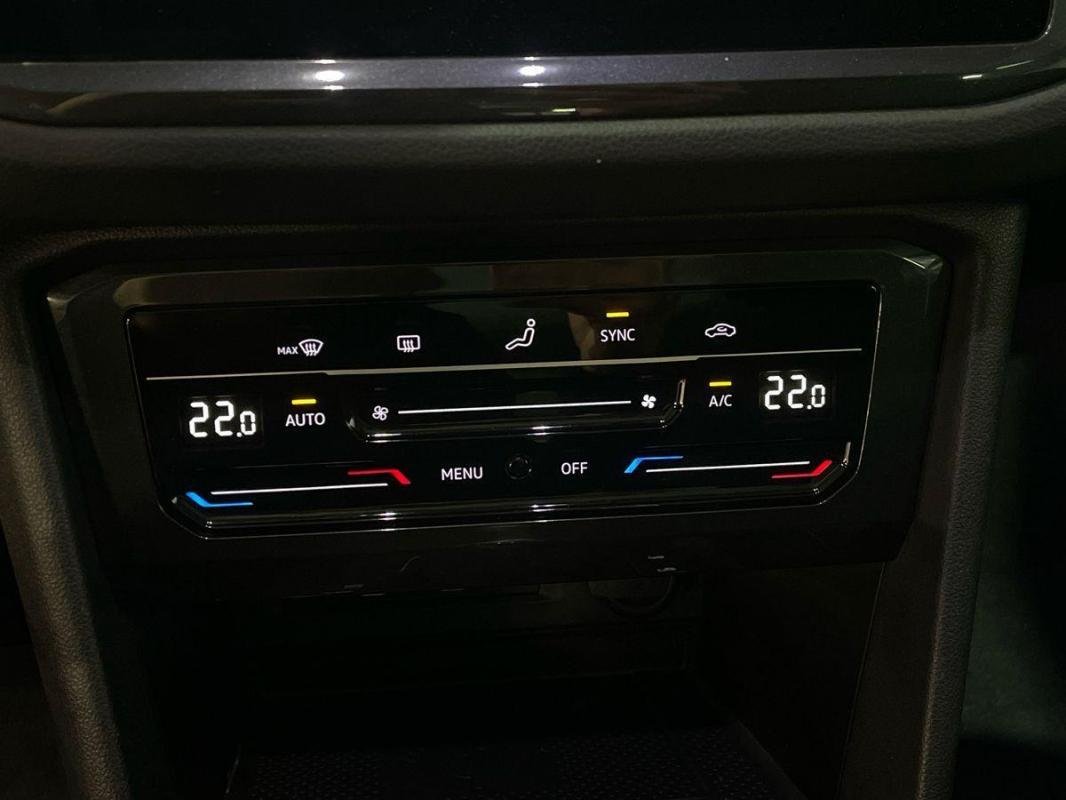 Volkswagen Tiguan - Photo 19