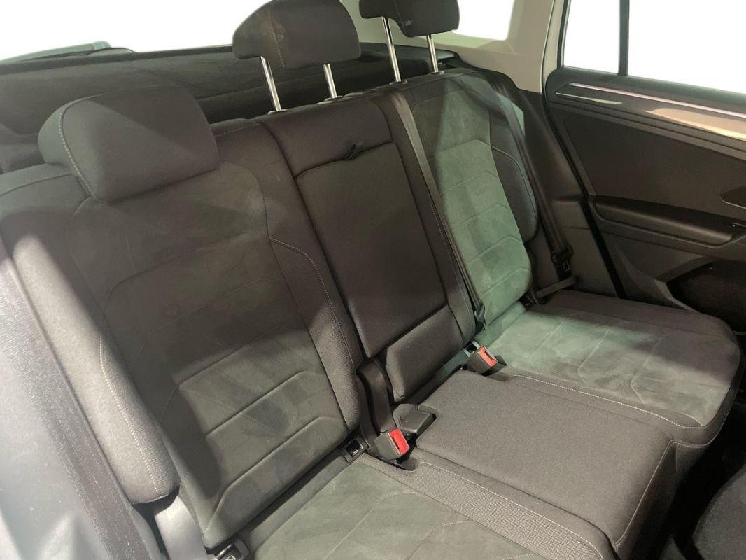 Volkswagen Tiguan - Photo 23