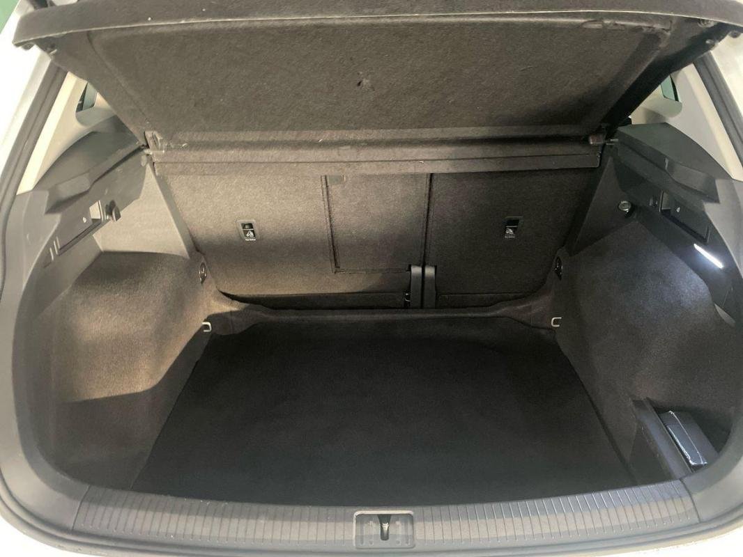 Volkswagen Tiguan - Photo 31