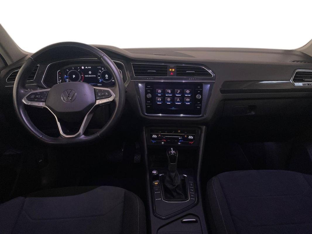 Volkswagen Tiguan - Photo 8
