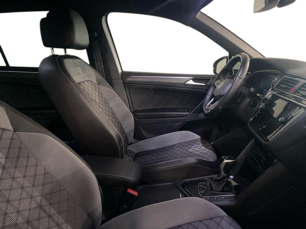 Volkswagen Tiguan - Photo 13