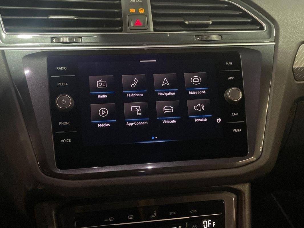 Volkswagen Tiguan - Photo 16