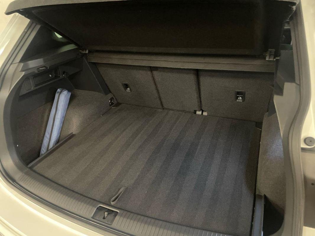 Volkswagen Tiguan - Photo 32