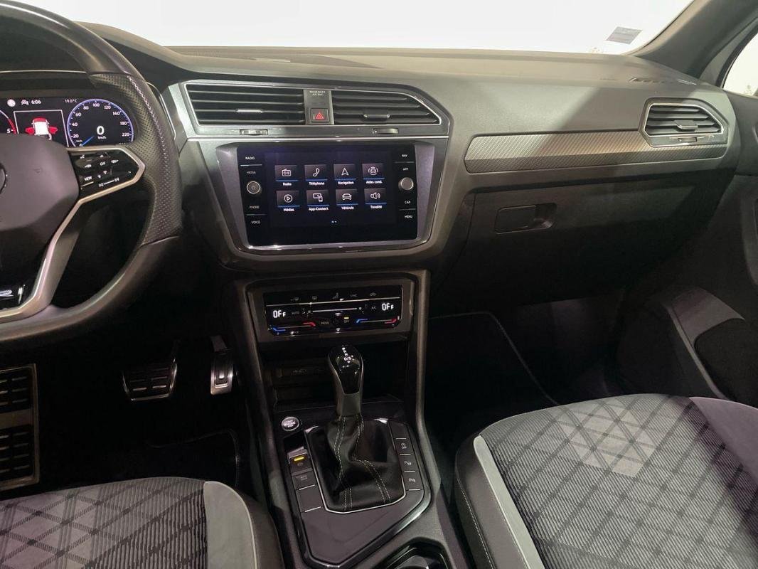 Volkswagen Tiguan - Photo 10