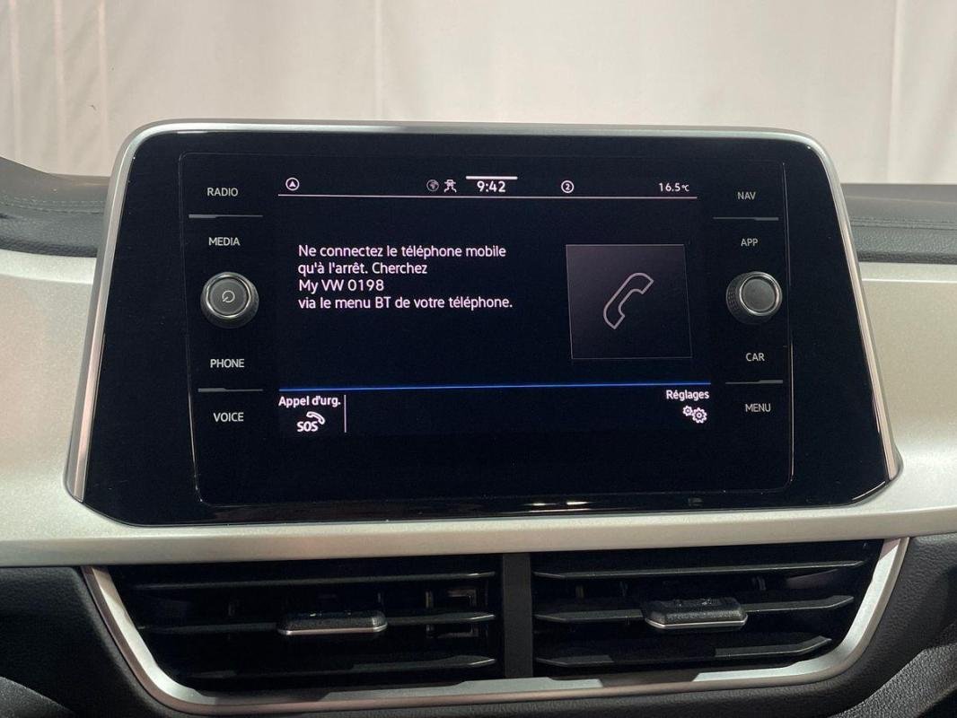 Volkswagen T-Roc - Photo 17