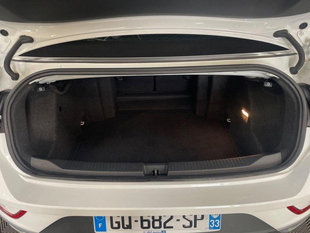 Volkswagen T-Roc - Photo 31