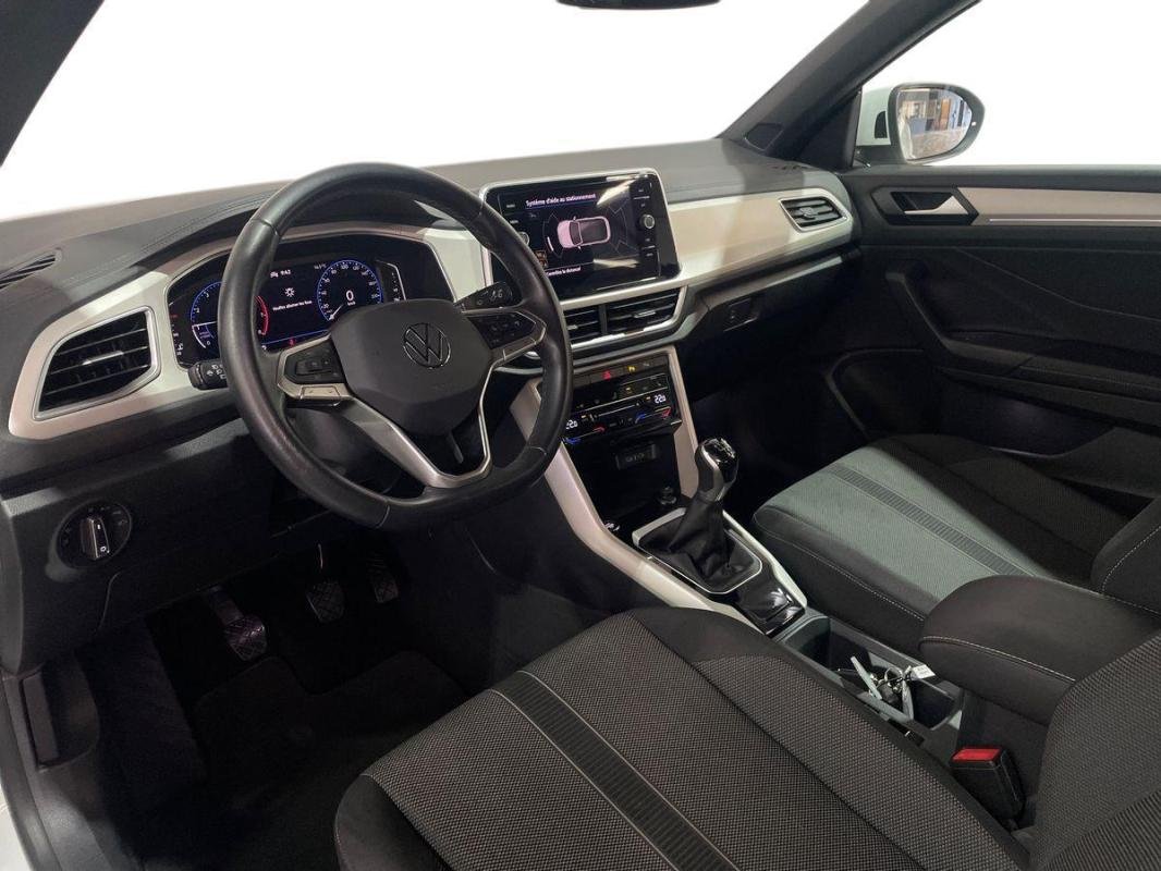 Volkswagen T-Roc - Photo 9