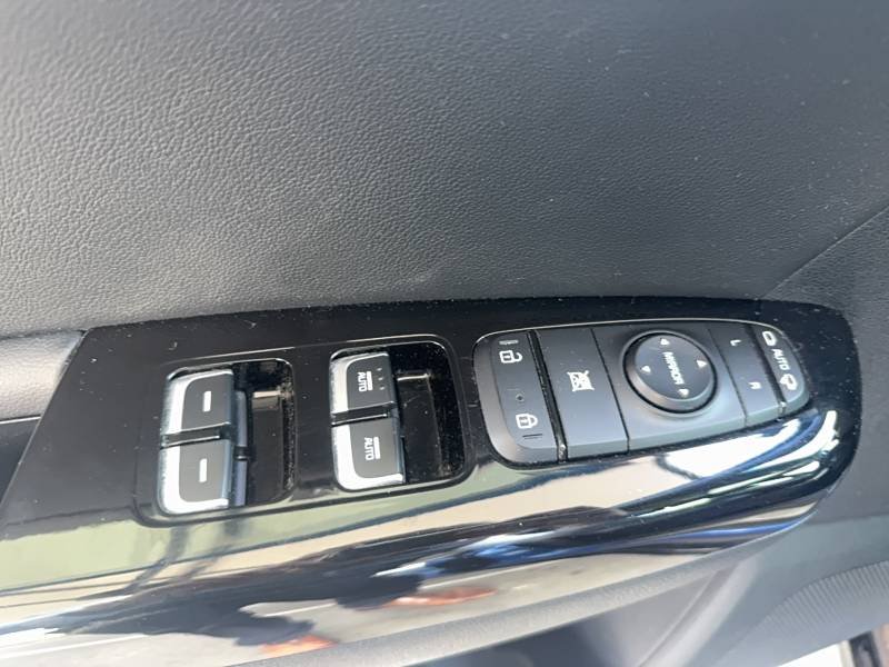 Kia Sportage - Photo 26