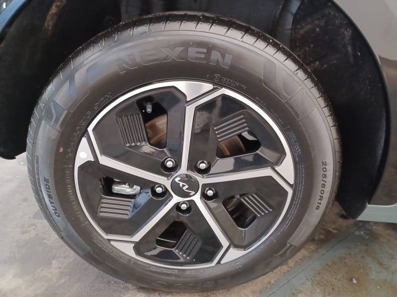 Kia Niro - Photo 9