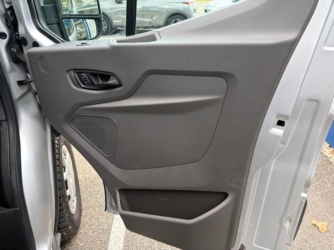 Ford Transit - Photo 13