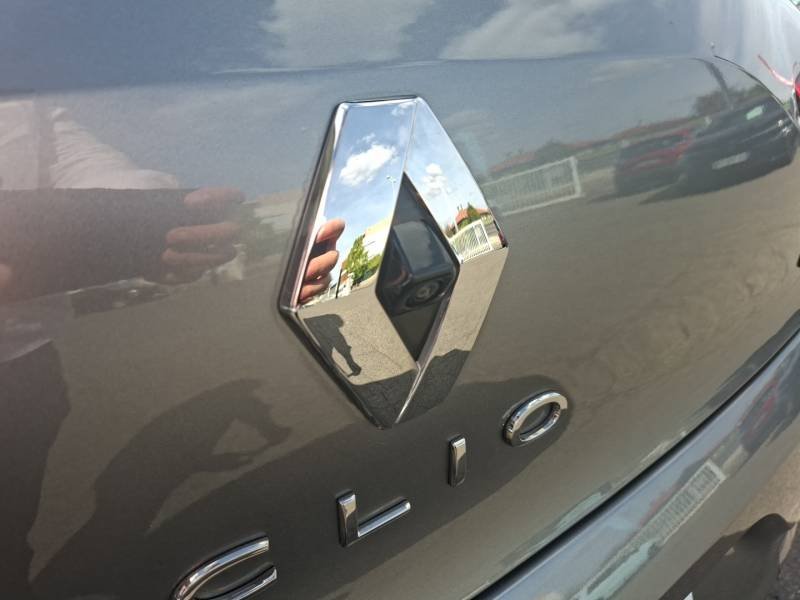 Renault Clio - Photo 18