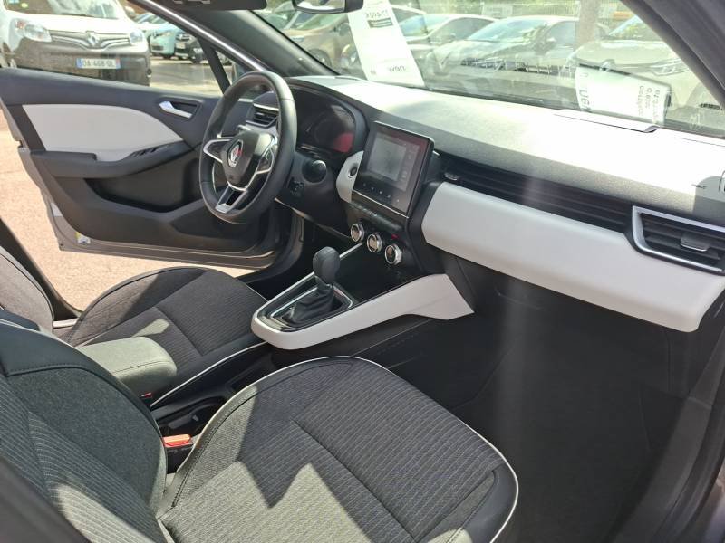 Renault Clio - Photo 22