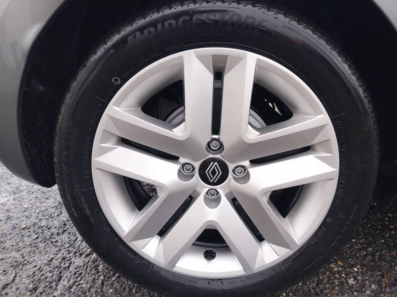 Renault Clio - Photo 16