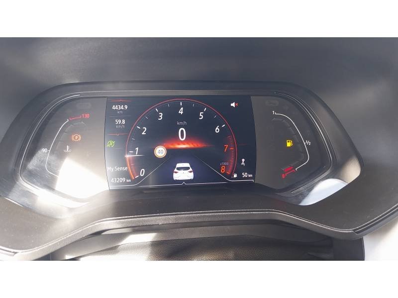 Renault Clio - Photo 23