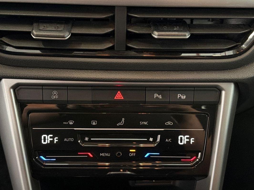 Volkswagen T-Roc - Photo 19