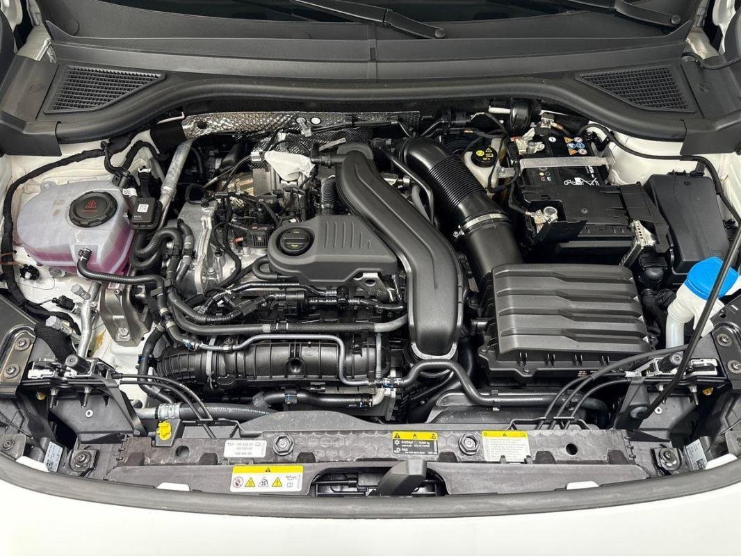 Volkswagen T-Roc - Photo 11