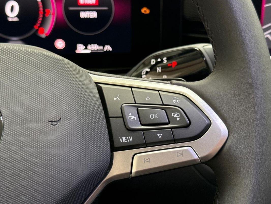 Volkswagen T-Roc - Photo 26