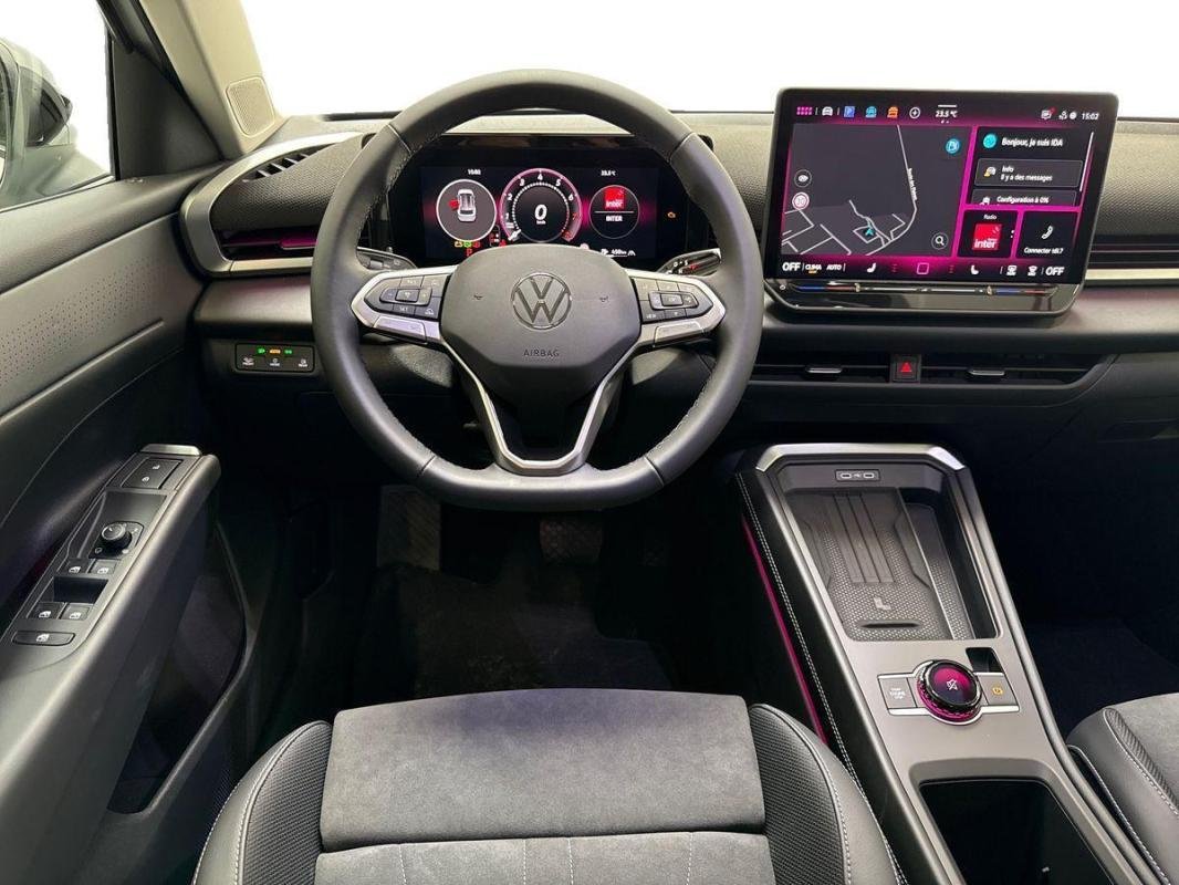 Volkswagen T-Roc - Photo 30