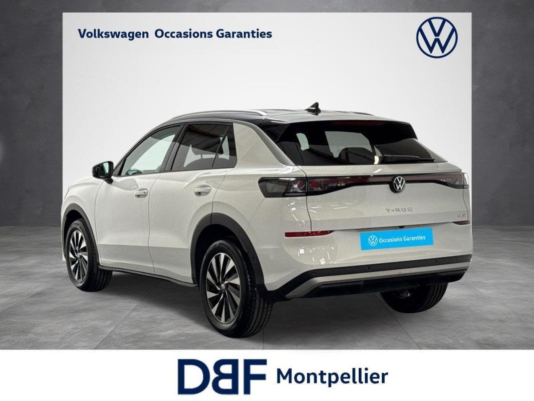 Volkswagen T-Roc - Photo 4